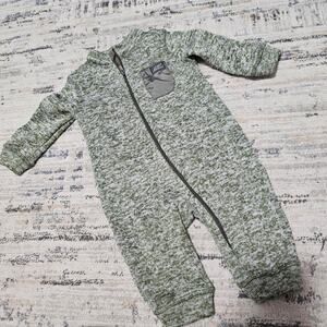 Eddie Bauer Fleece Onsie Size 6-9 months